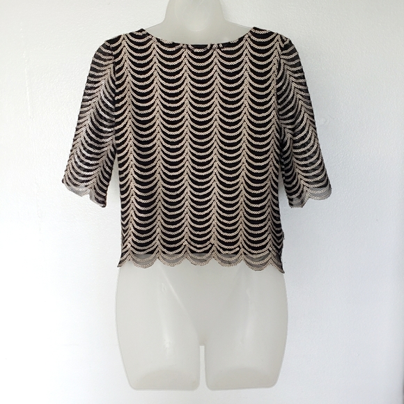 Emmelee Sequin Scalloped Hem Shirt Size XS Black Lightweight Ivory Accent - Picture 7 of 9